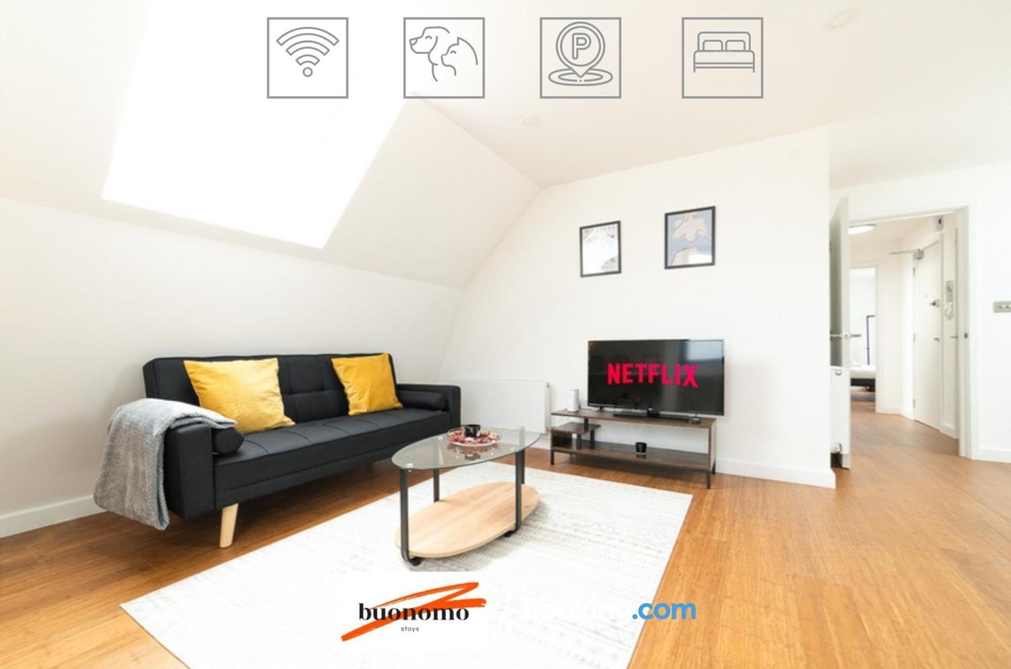 Two Bedroom Apartment At Buonomo Stays Short Lets & Serviced Accommodation London Exterior foto
